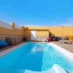 Casa Paco 2 Apartment *